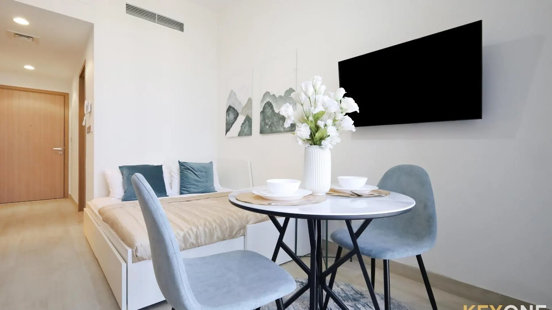Modern Elegance Studio In Azizi Riviera Dubai Apartment